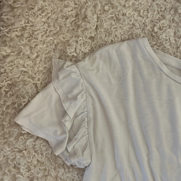 BANANA REPUBLIC white ruffle T-shirt - Picture 2 of 3